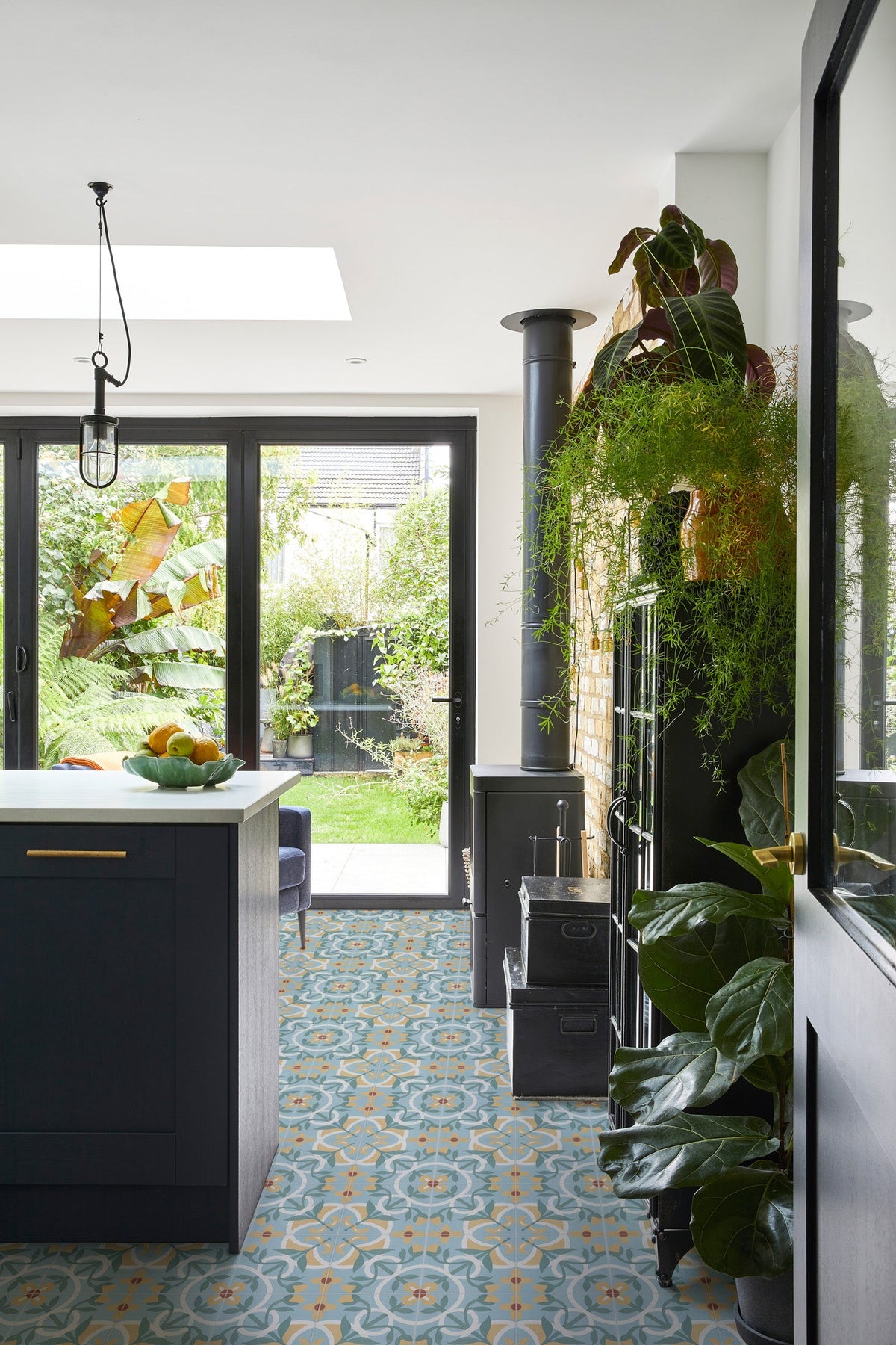 Porcelain vs Ceramic Tiles: What’s the Difference?