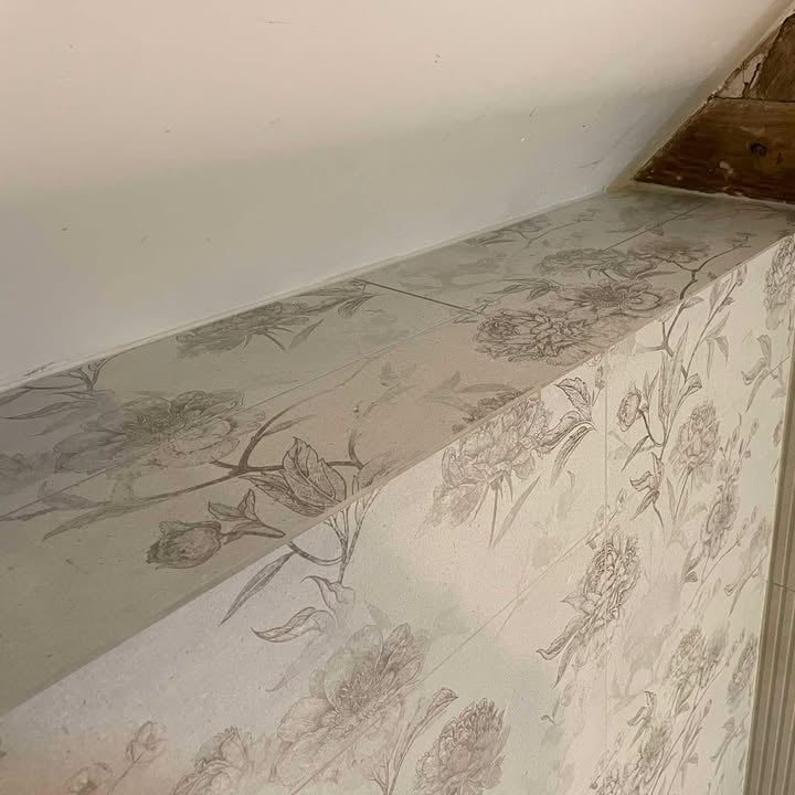 Borneo Malone White Wall 30x75cm