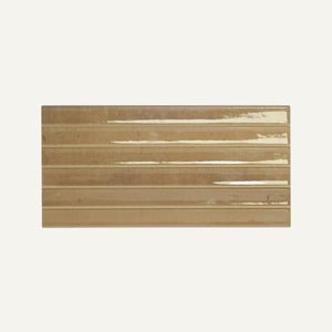 Ixworth Honey KitKat Bar 25x12.5cm