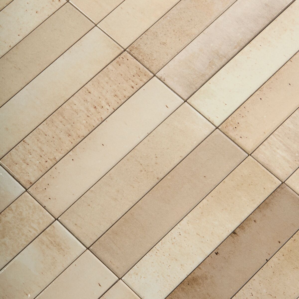 Ixworth Ivory Brick 25x6cm
