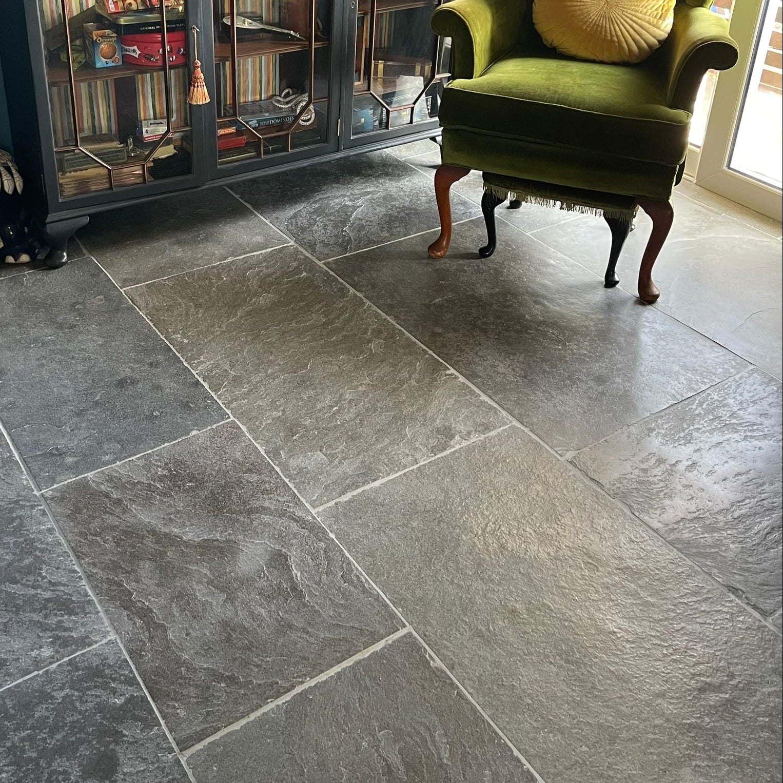 Marlow Sawn Edge Limestone 50cmxRandom Length