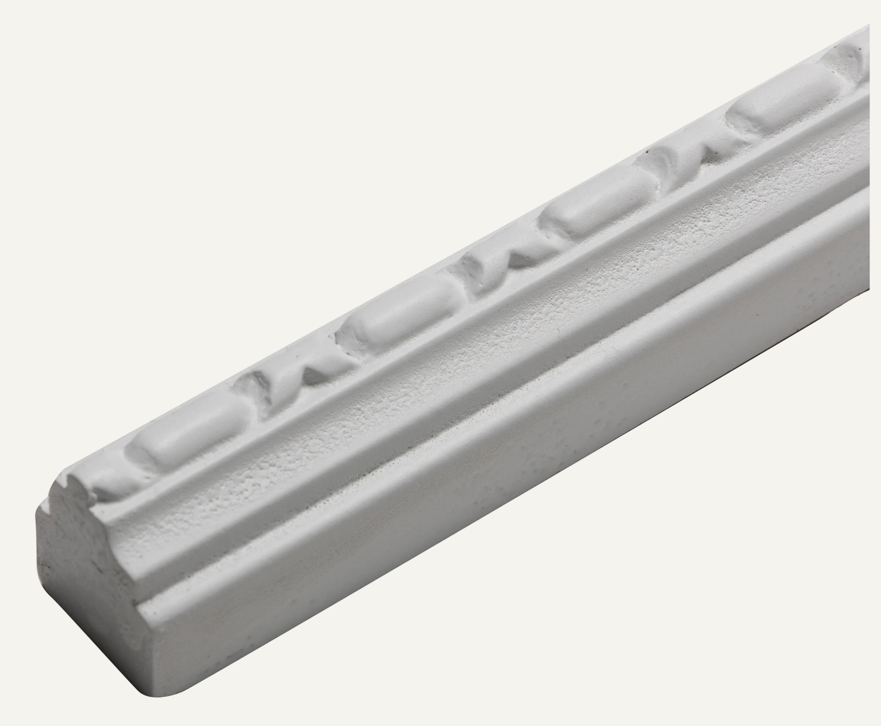Ornamento Composite Luxe Trim 1.9x110cm