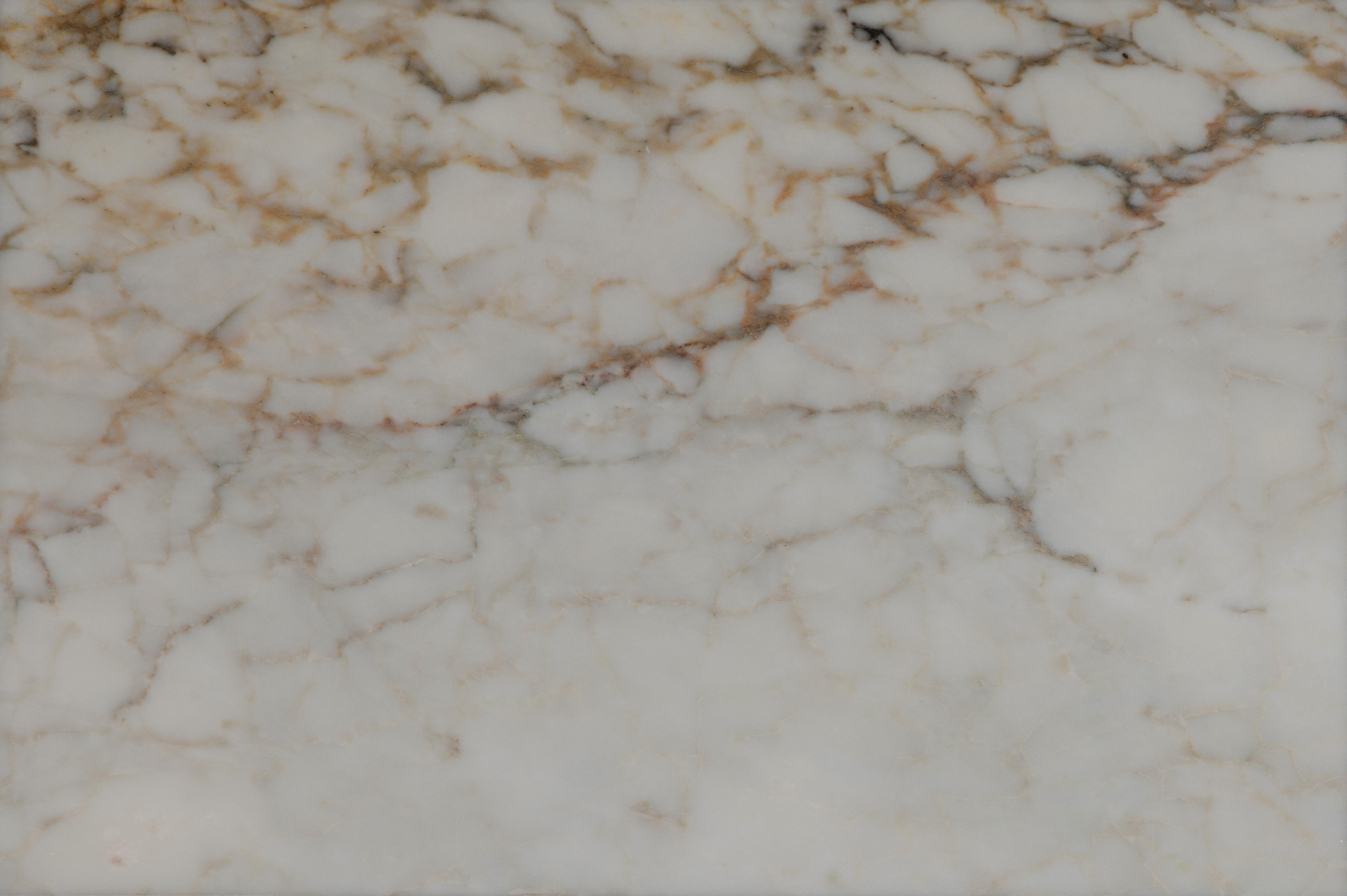 Ottoman Honed Marble 40.6x61cm