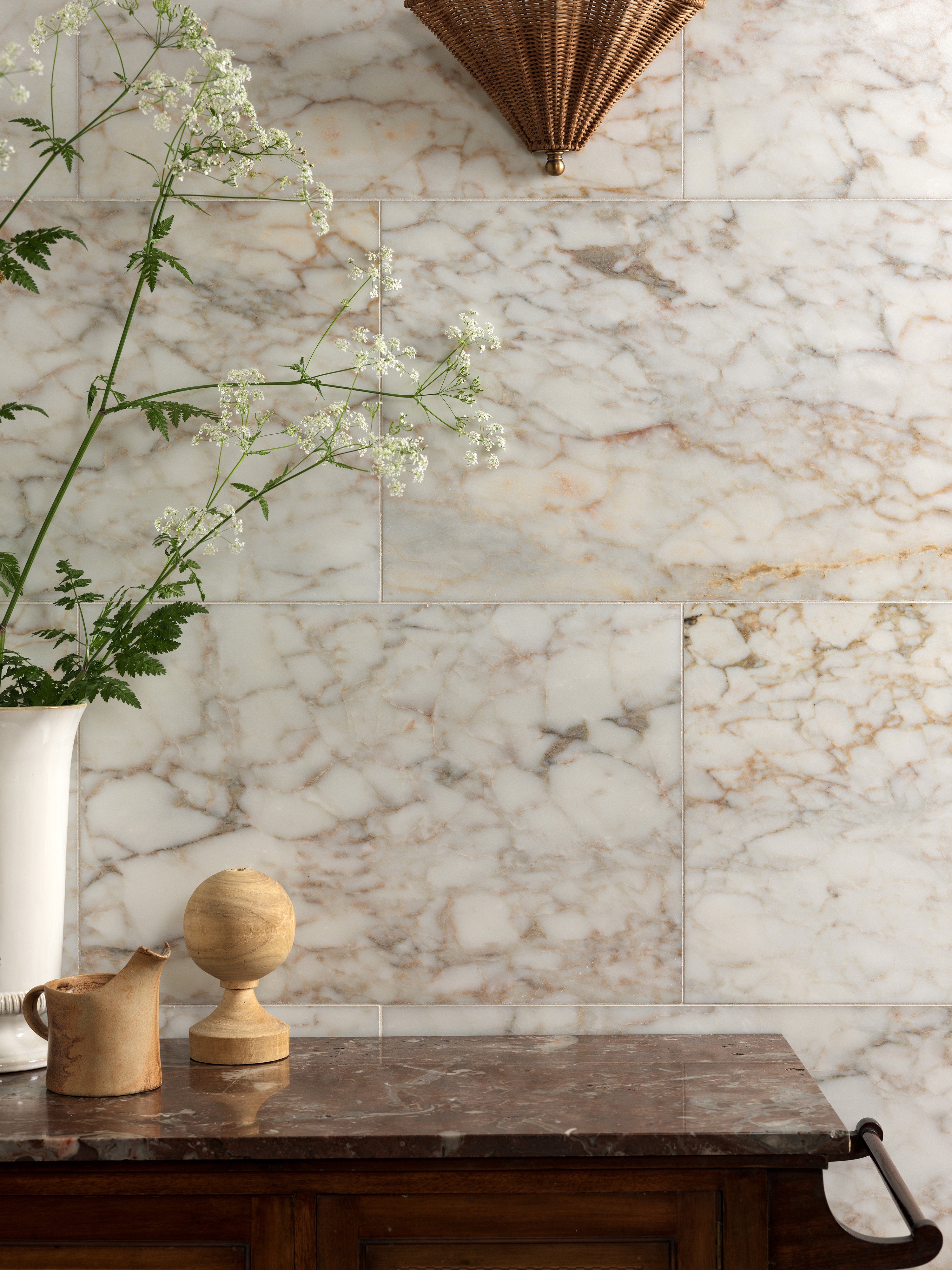 Ottoman Honed Marble 40.6x61cm