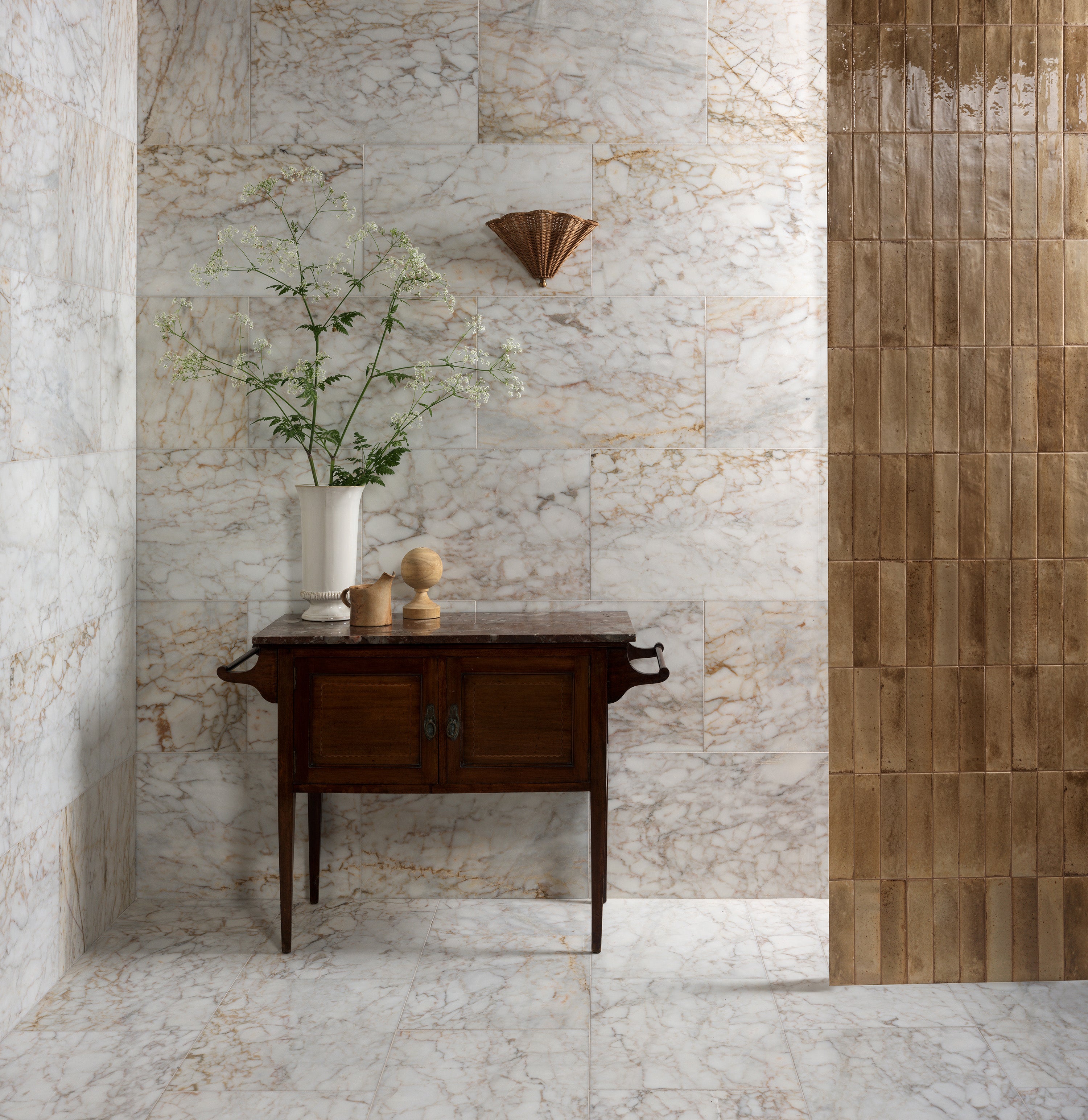 Ottoman Honed Marble 40.6x61cm