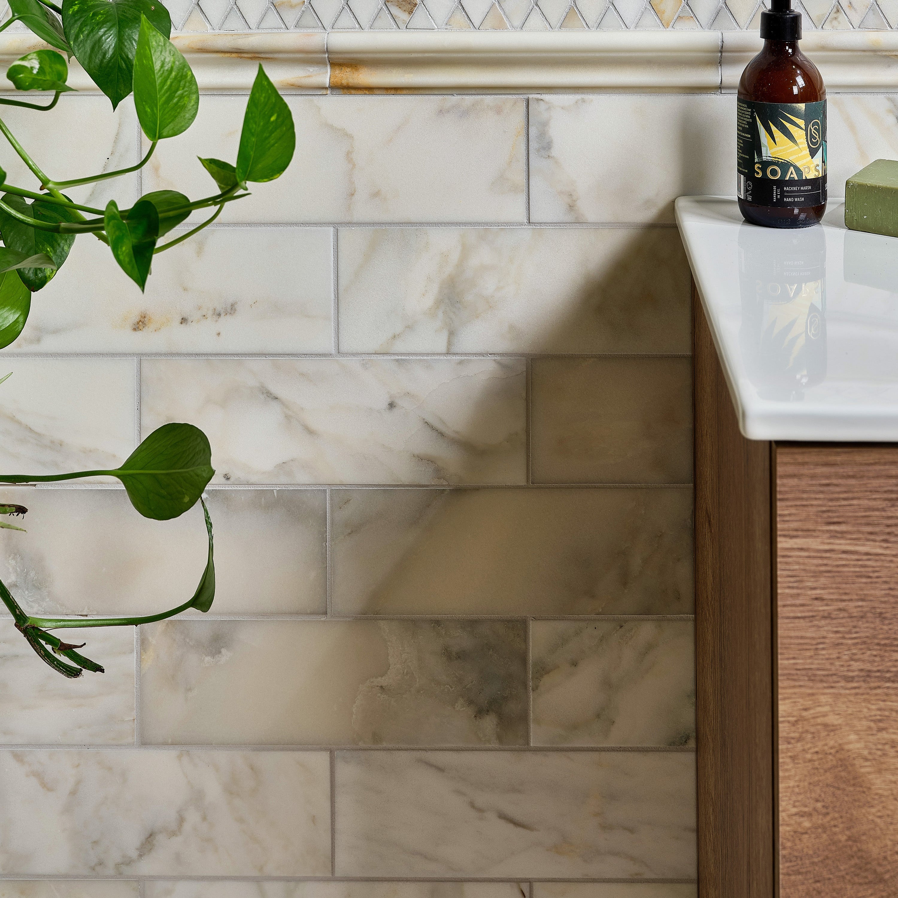 Palazzo Oro Honed Marble 10x30.5cm