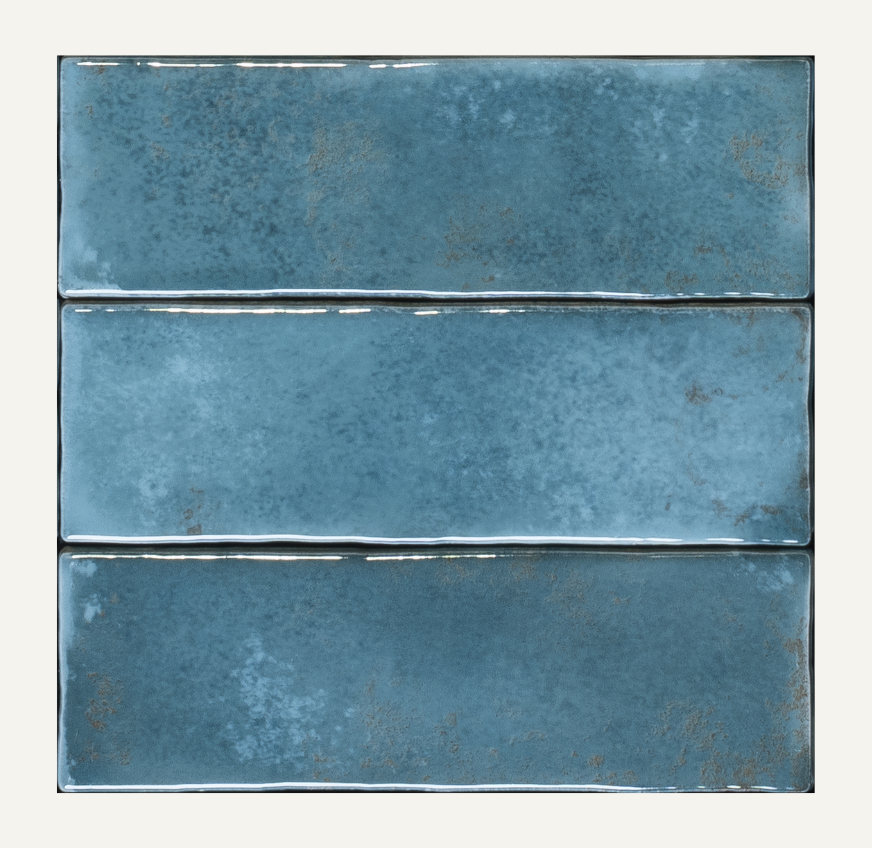 Zella Blue 18.6x6cm