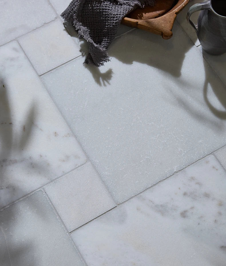 Long Island Tumbled Marble 61x61cm