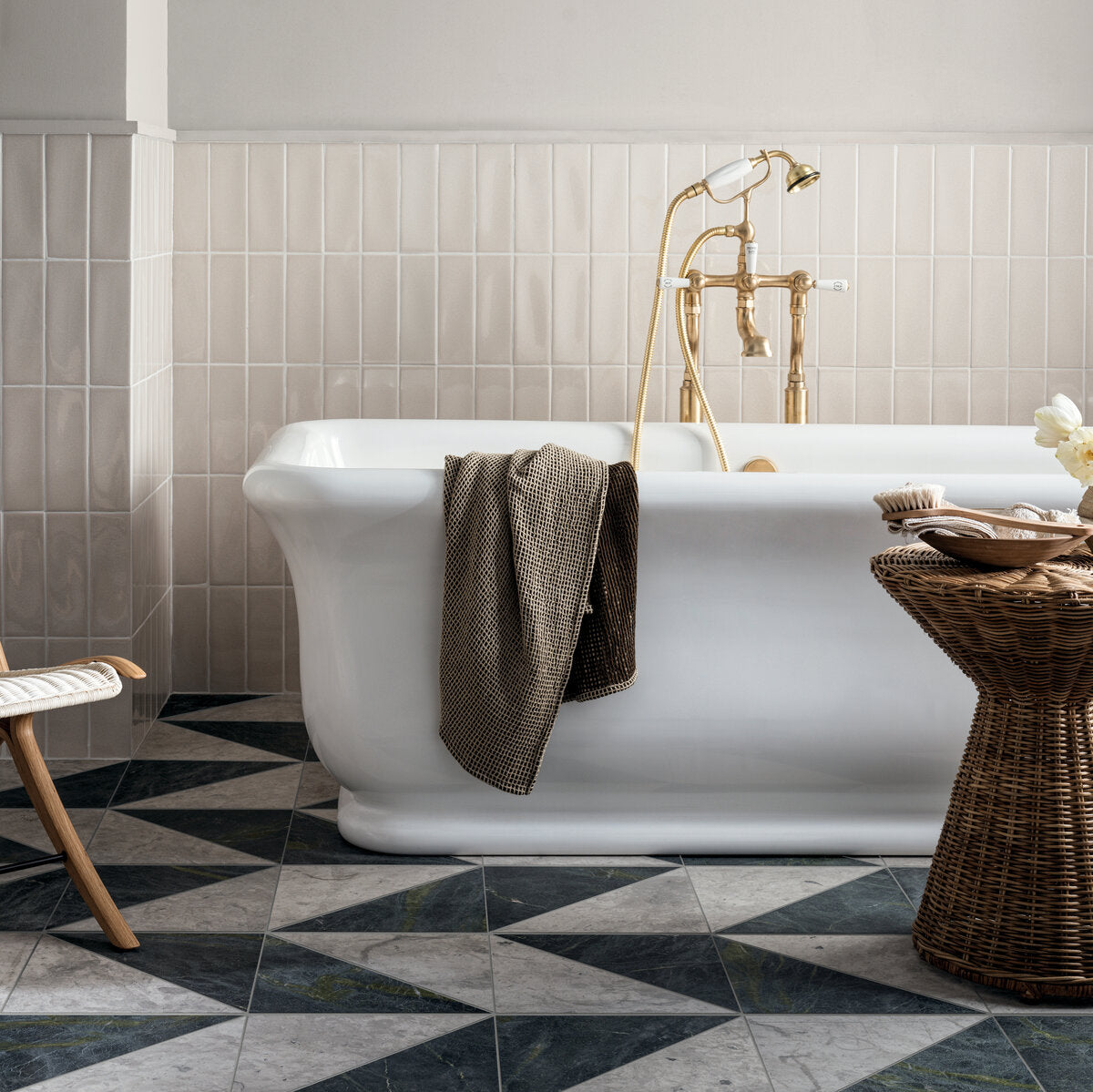 Blends Grigio Triangle 30.5x30.5cm