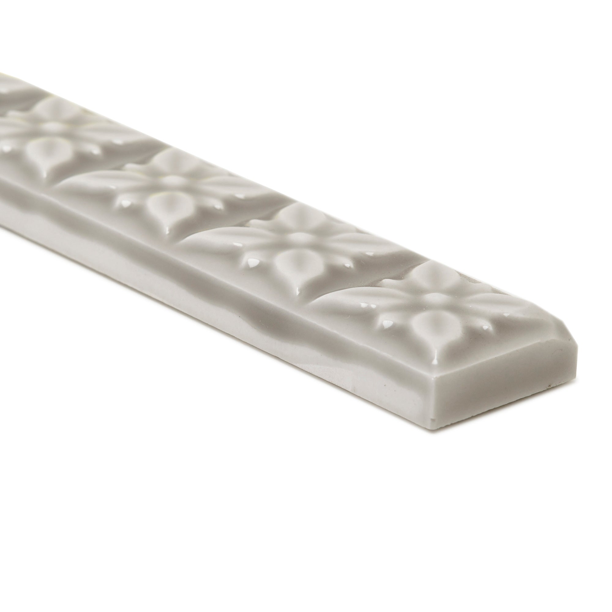 Giralda Niebla Trim 2.5x19.8cm