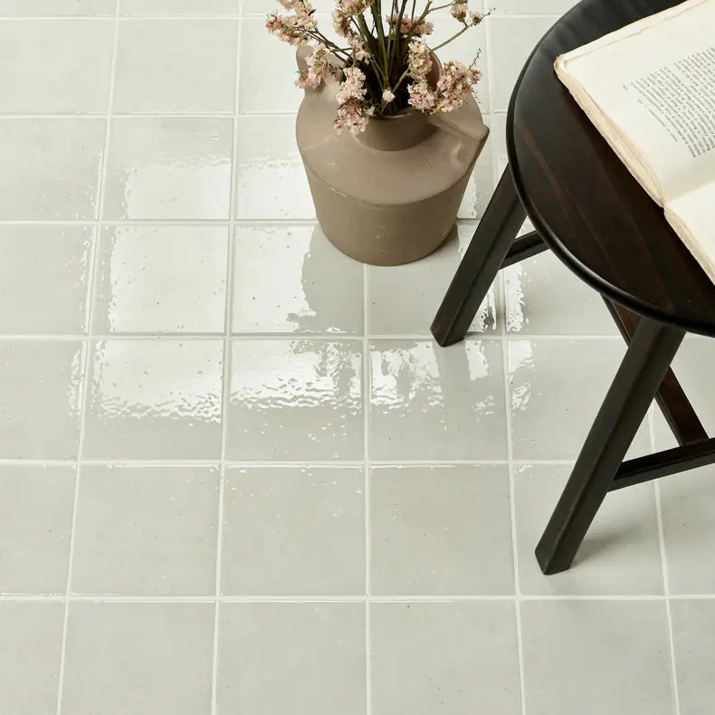 Menara White Gloss 15x15cm