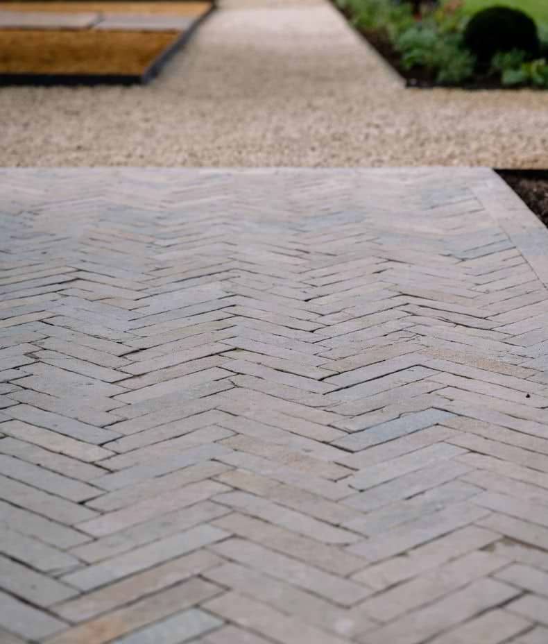 Trusloe Limestone Seasoned Parquet 7x30cm