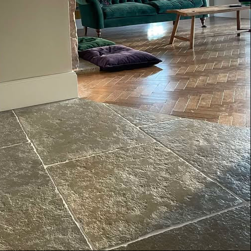 Farmland Tumbled Limestone Flagstone 60cmxRandom Length