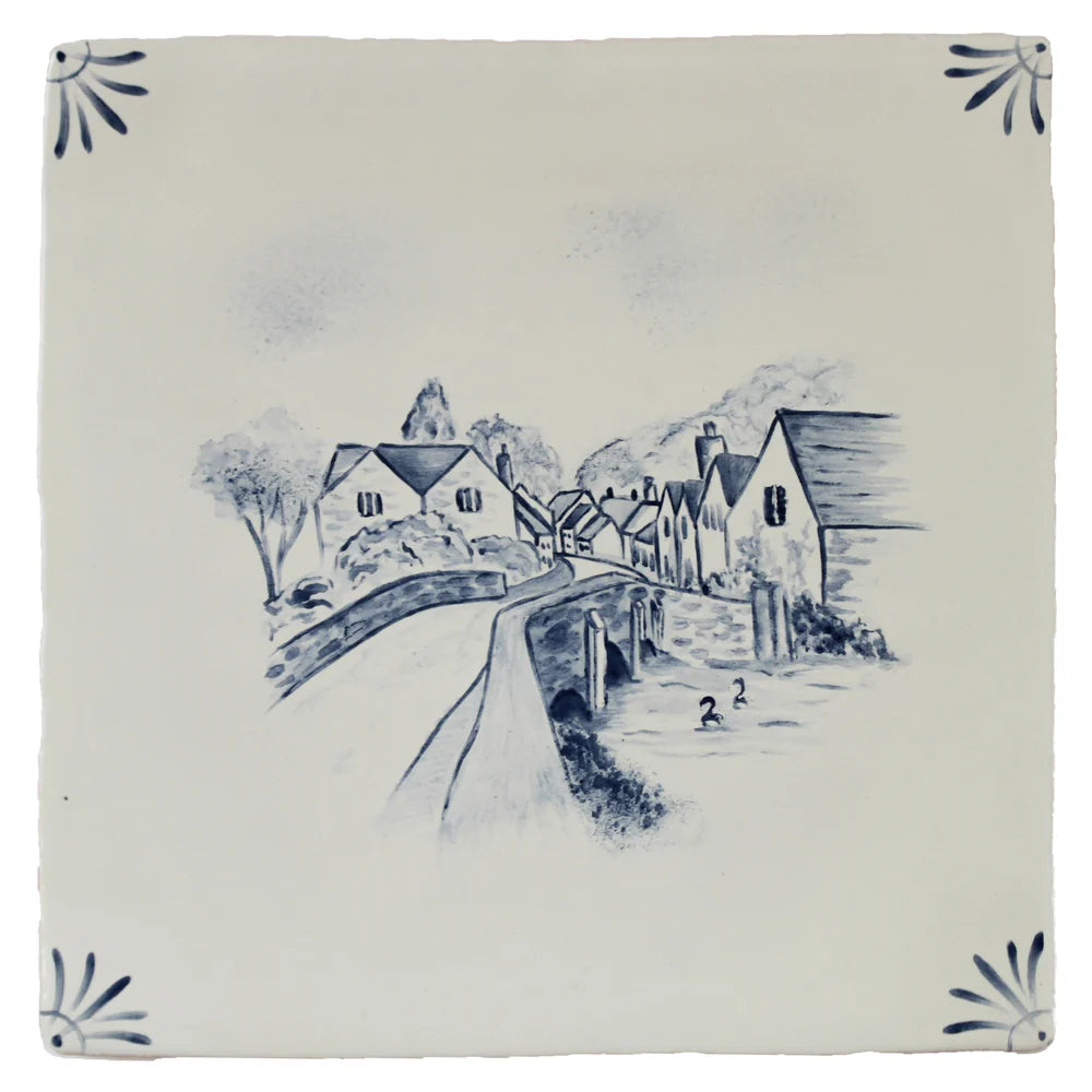 Cotswold Delft Castle Combe 13x13cm