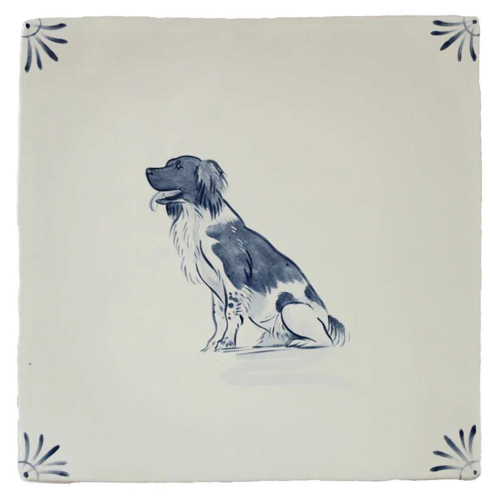 Cotswold Delft Sitting Spaniel 13x13cm