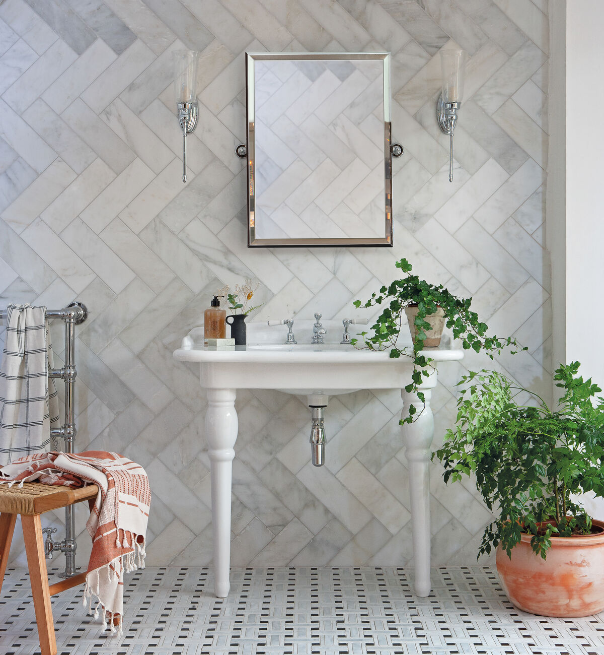 East Hampton Marble 9.9x30.5cm