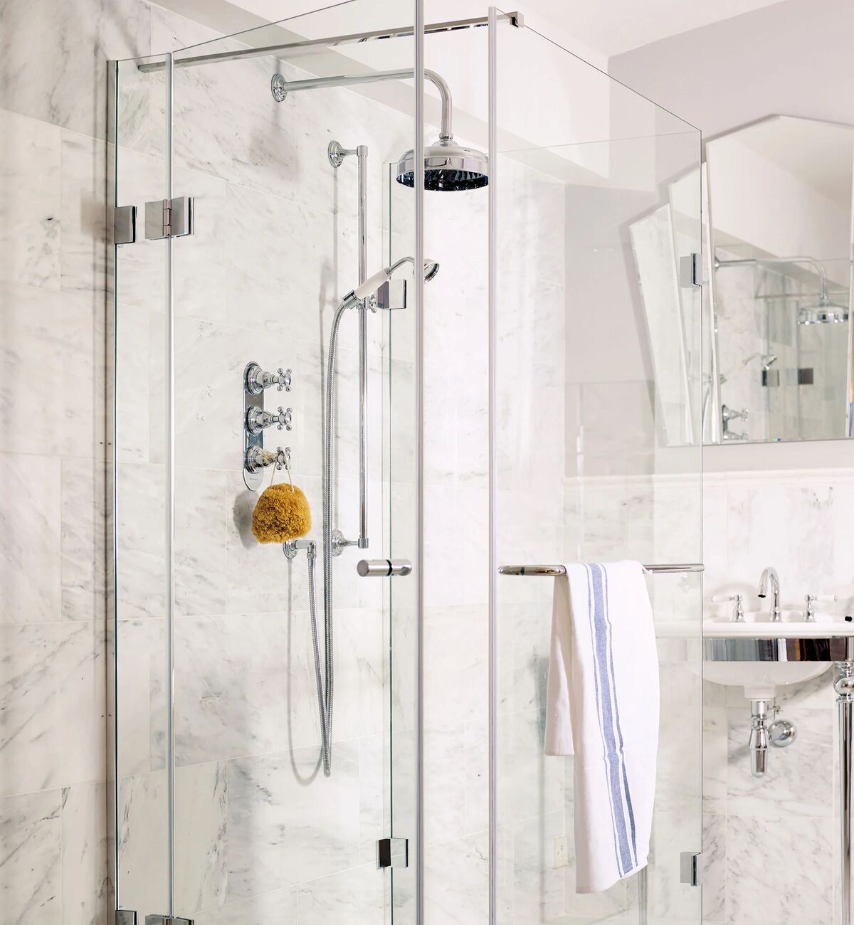 East Hampton Marble 30.5x61cm