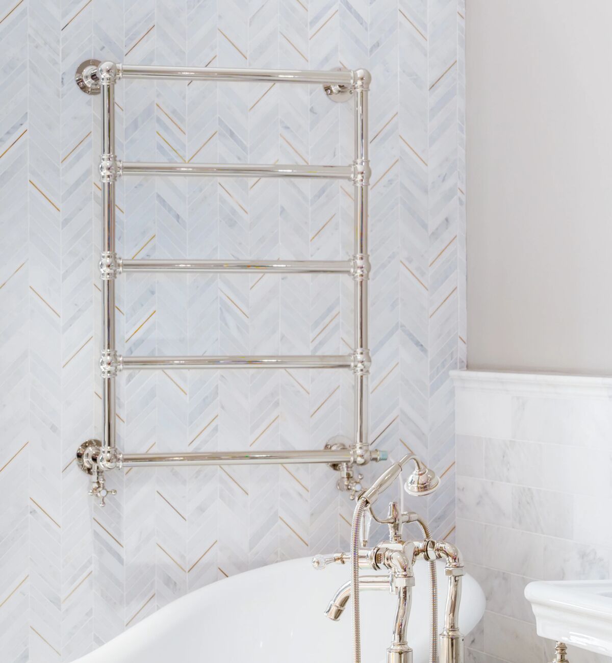 East Hampton Chevron Marble Mosaic 29.5x30cm