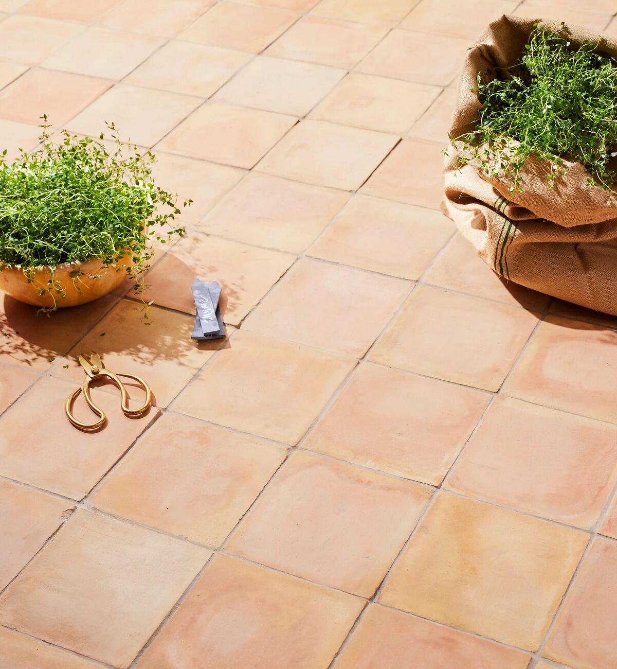 Handmade Classic Square Terracotta 20x20cm
