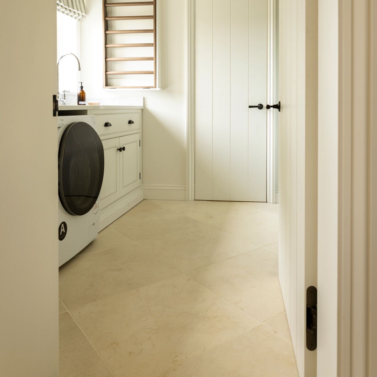 Temple Ezra Honed Limestone 60x60cm