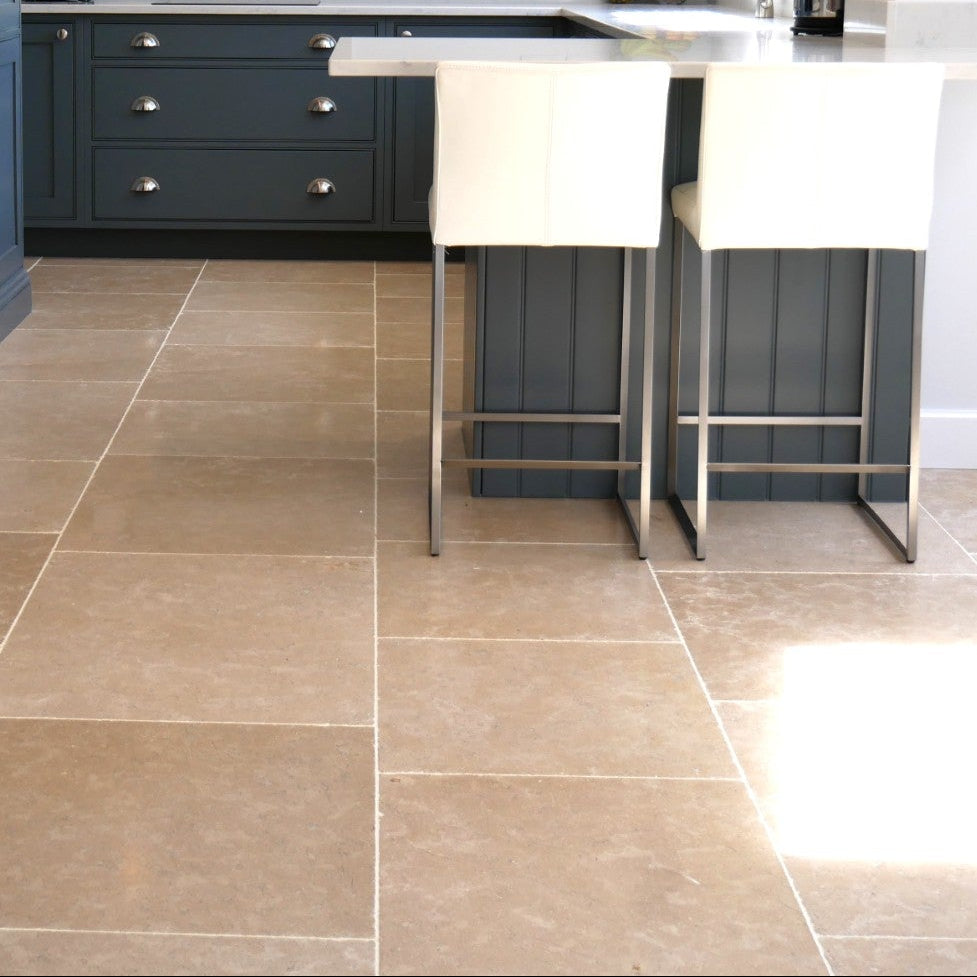 Oldmere Tumbled Limestone 50cmxRandom Length
