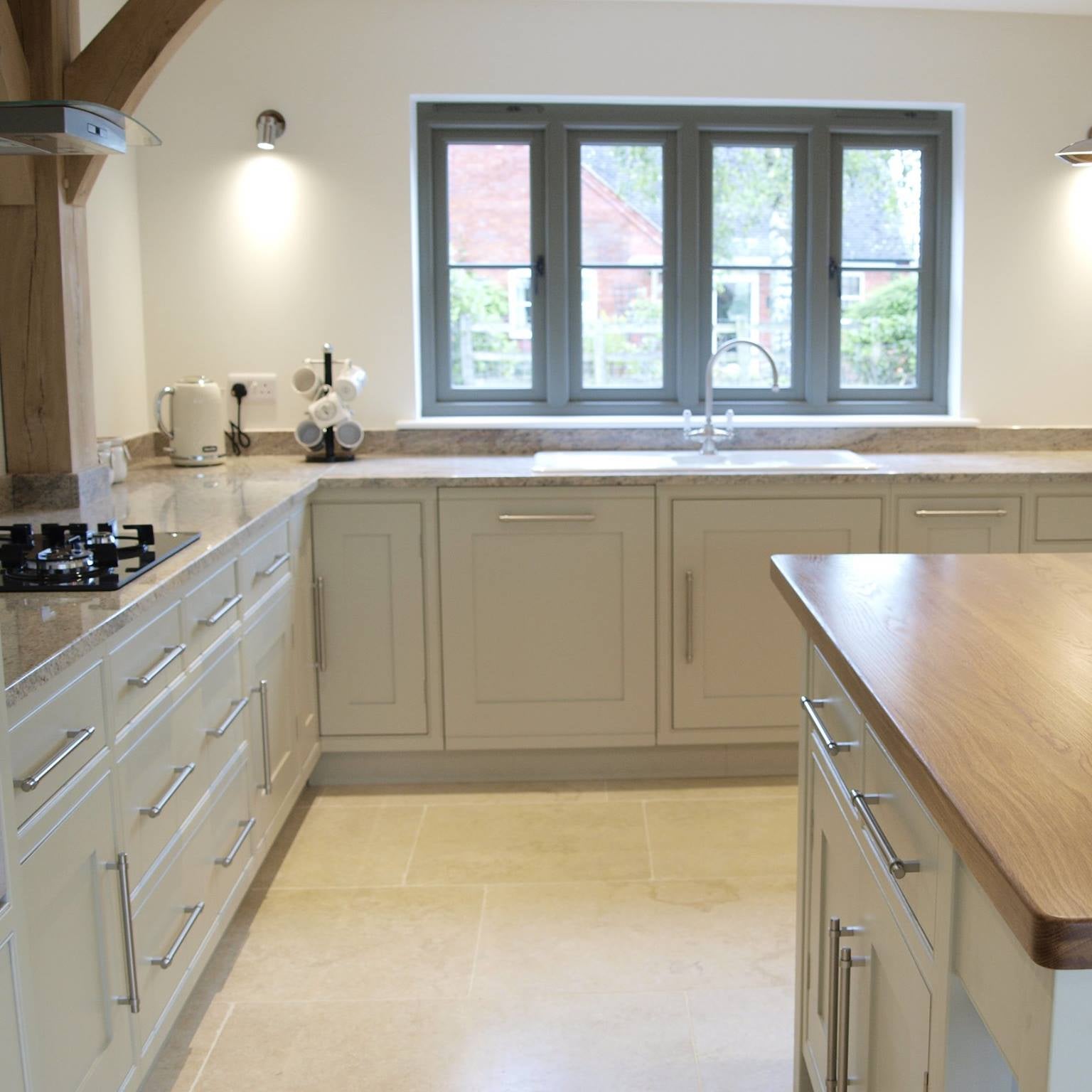 Chateau Ivory Tumbled Limestone 60cmxRandom Length