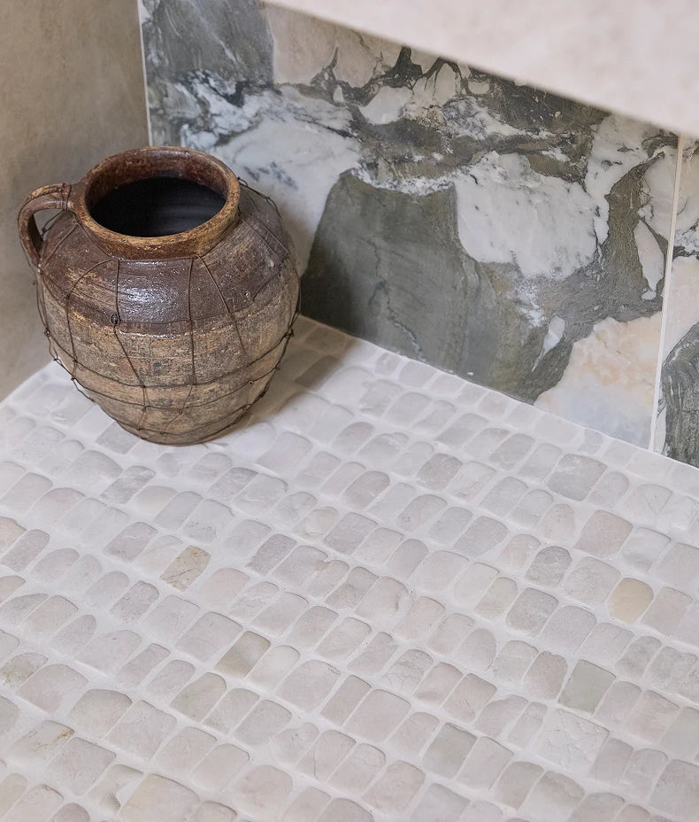 Enso Cobble Strip Chalk Mosaic 30x32cm