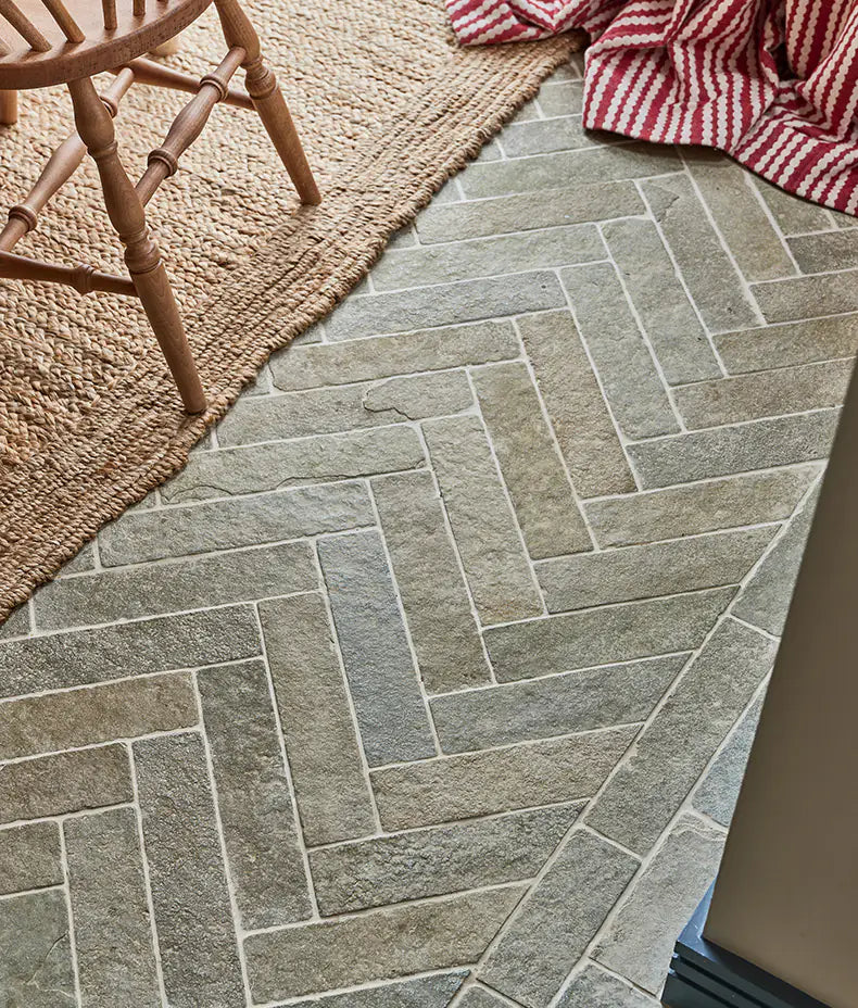 Trusloe Limestone Seasoned Parquet 7x30cm
