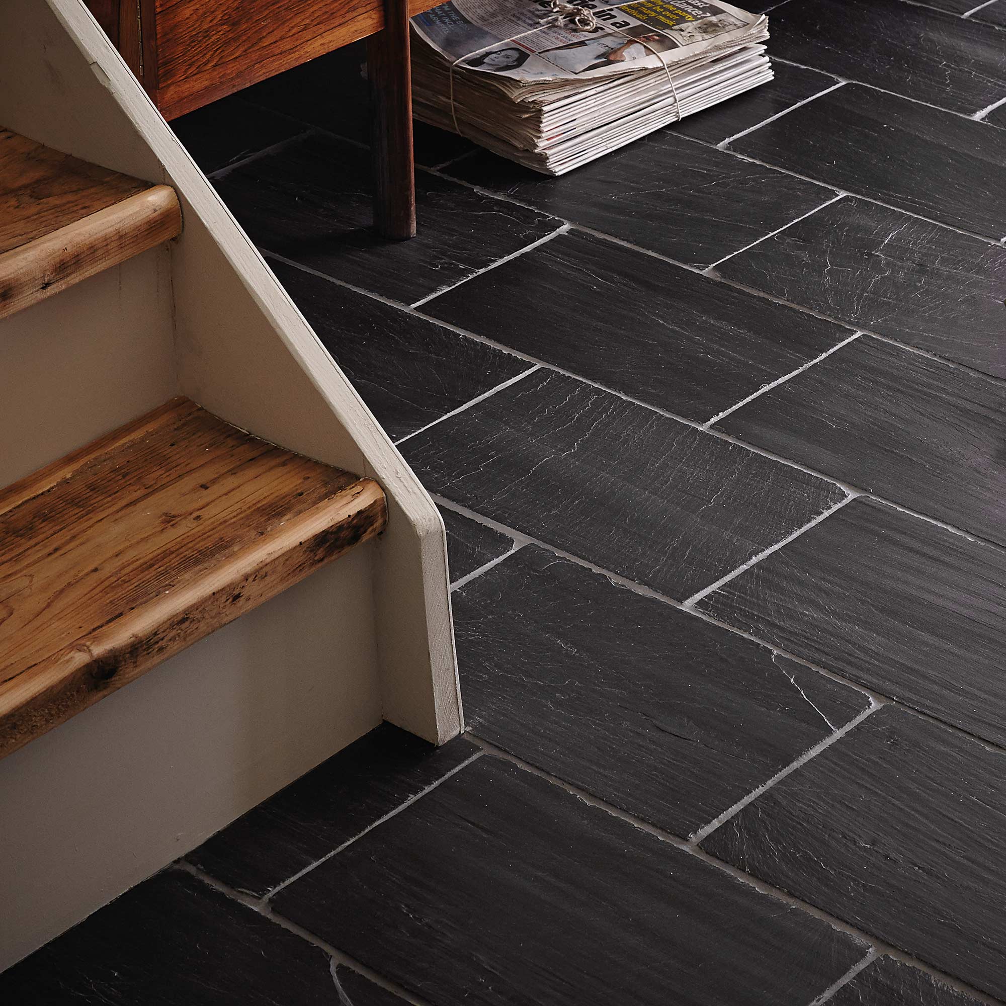 Spanish Black Chipped Edge Slate 25x40cm