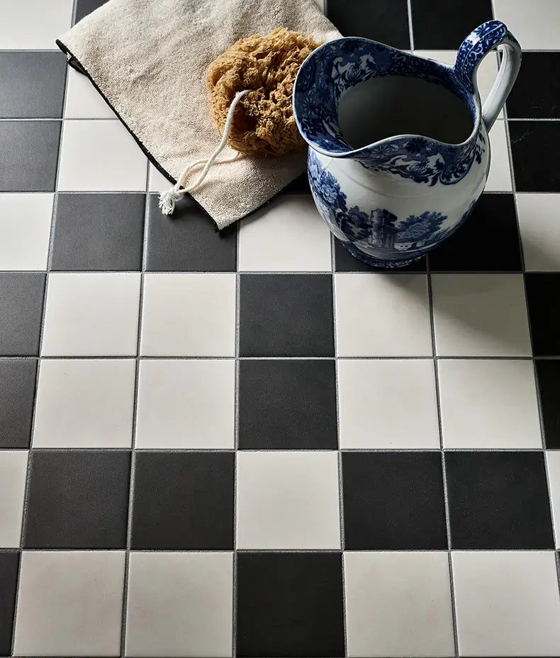 Victorian Style™ Chess Mono (B) 28x28cm